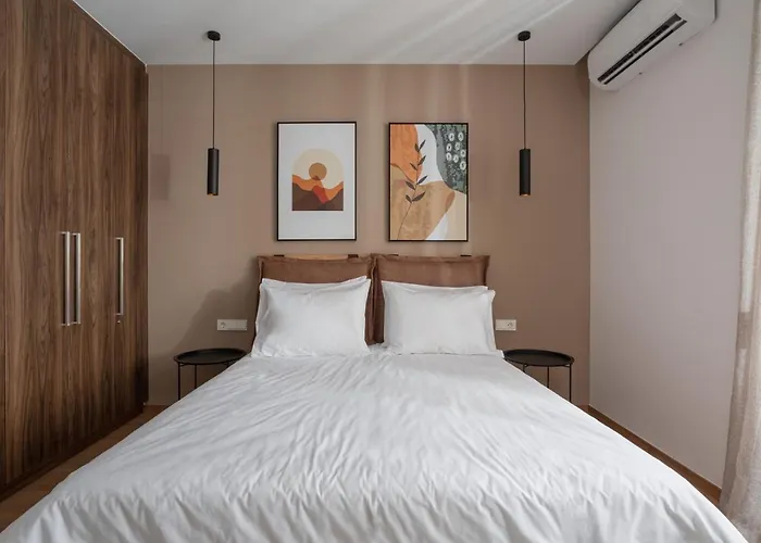 Downtown Luxury Apartment #1
