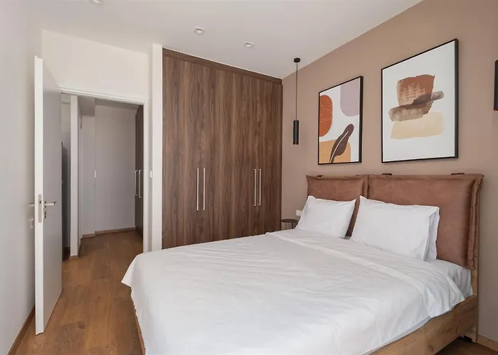 Downtown Luxury Apartment #1